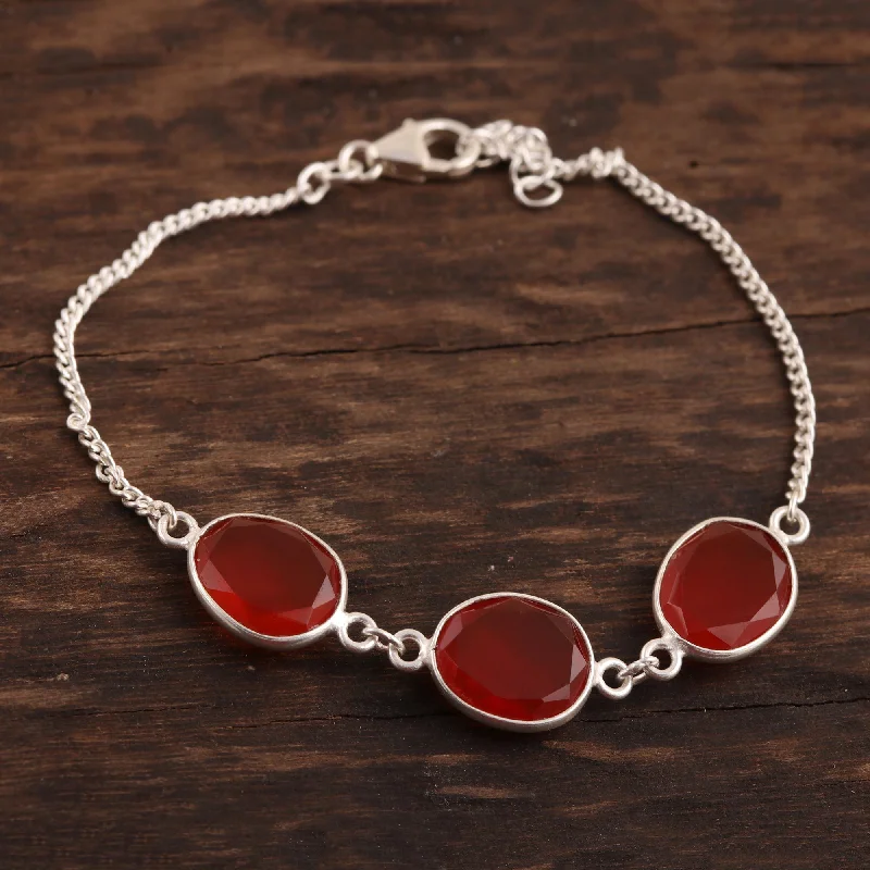 Custom silver bangle bracelets-Fiery Glisten 15-Carat Carnelian Link Bracelet from India