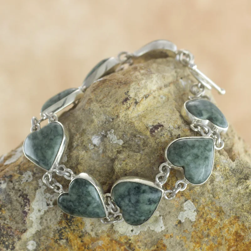 Luxury silver bangles with gems-Love Immemorial Heart Shaped Jade Sterling Silver Link Bracelet