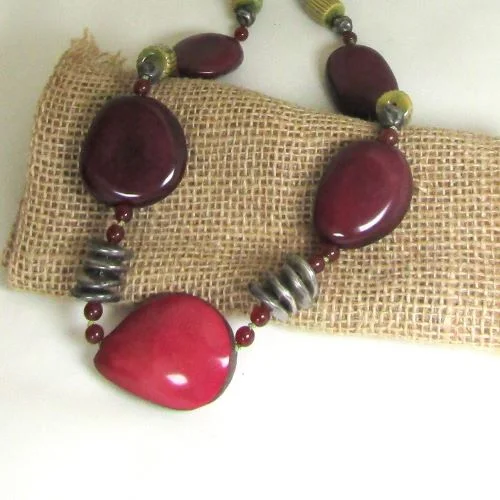 women’s vintage charm necklace-Chunky Tagua Nut Necklace in Maroon Olive and Hot Pink Beads