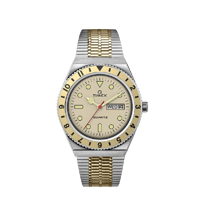 men’s watches for tech-savvy individuals -Q Timex Reissue 3-Hand Day Date 38mm Stainless Steel Band